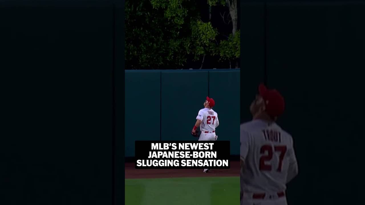 CRUSHED! 429 feet off the bat of Munetaka Murakami 🤩
