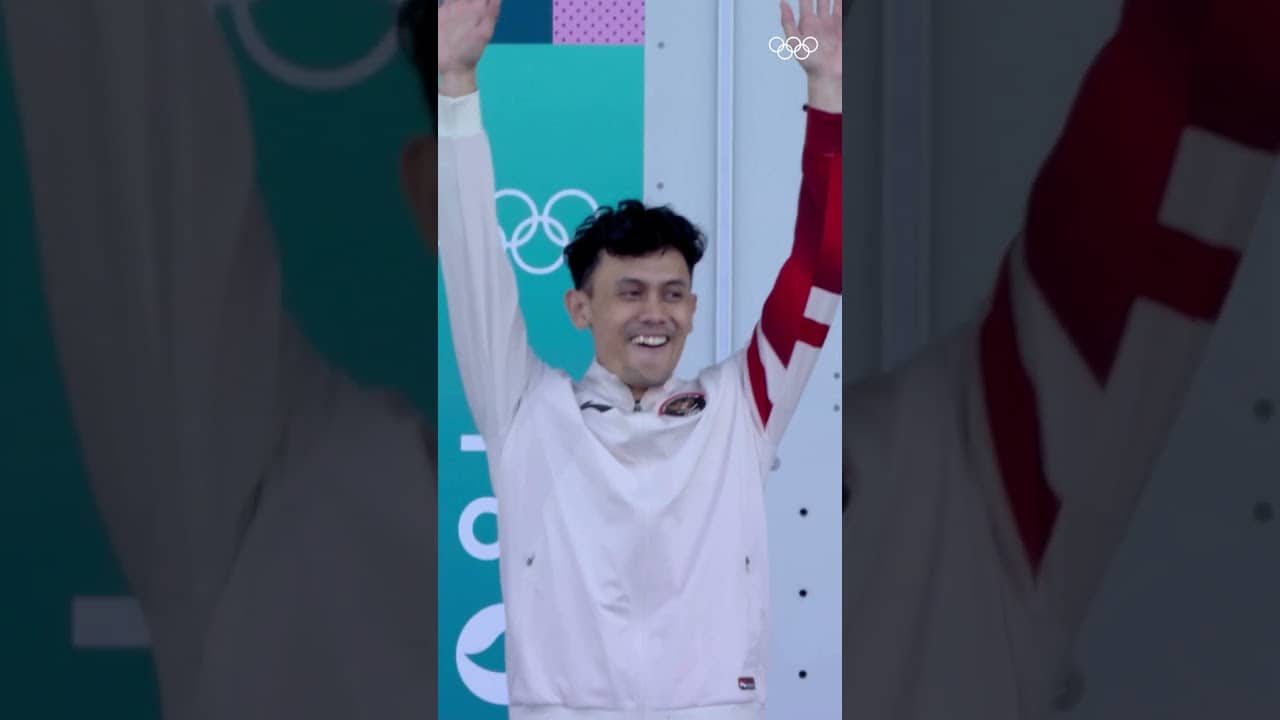 What a moment for Indonesia! 🥇🥇🇮🇩