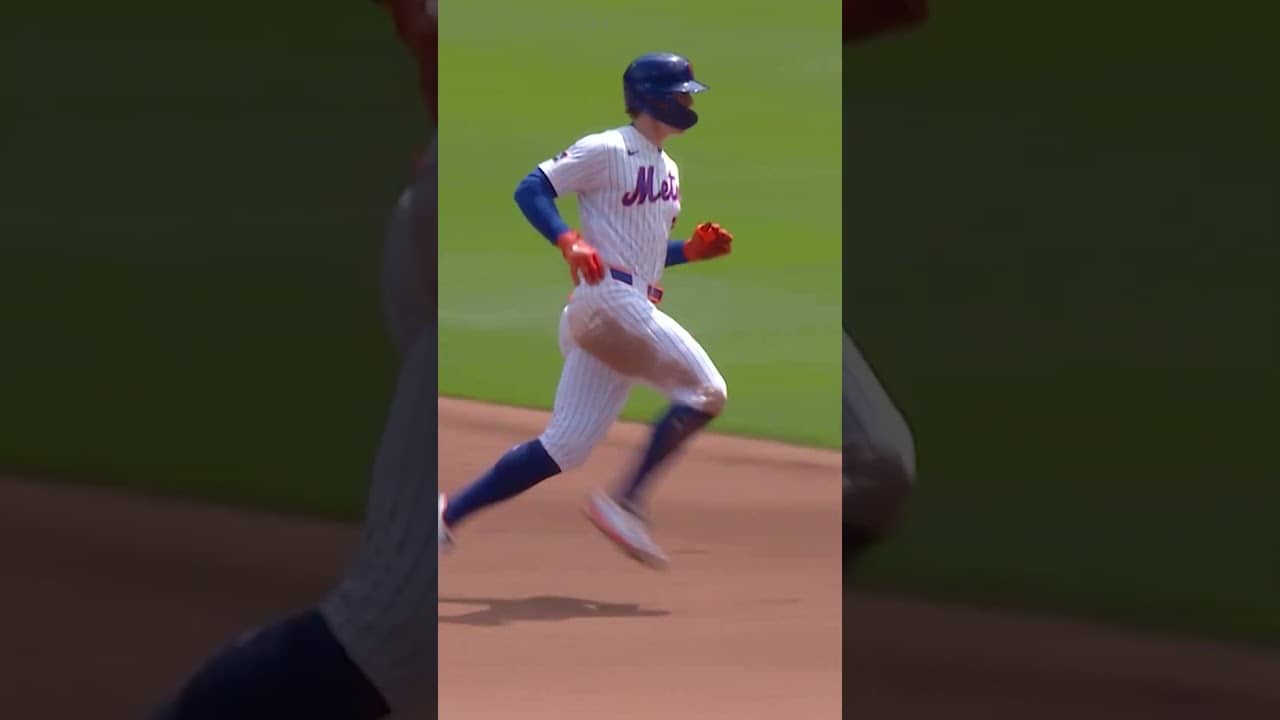 Brett Baty goes yard! 🔥