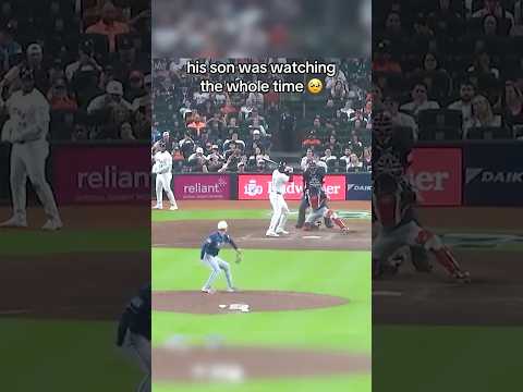 Yordan Alvarez hitting a walk-off is great, but sharing it with your son is even better ❤️