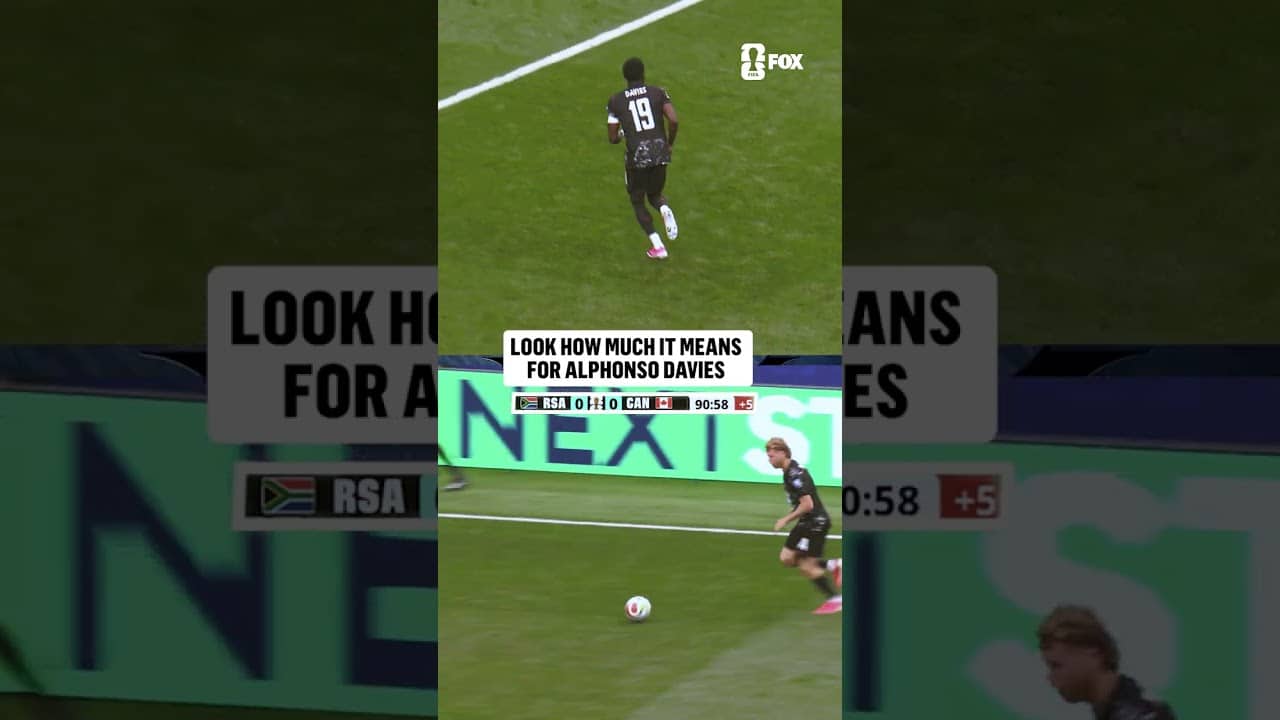 Alphonso Davies was HYPED after Eustáquio's game-winning goal 🇨🇦