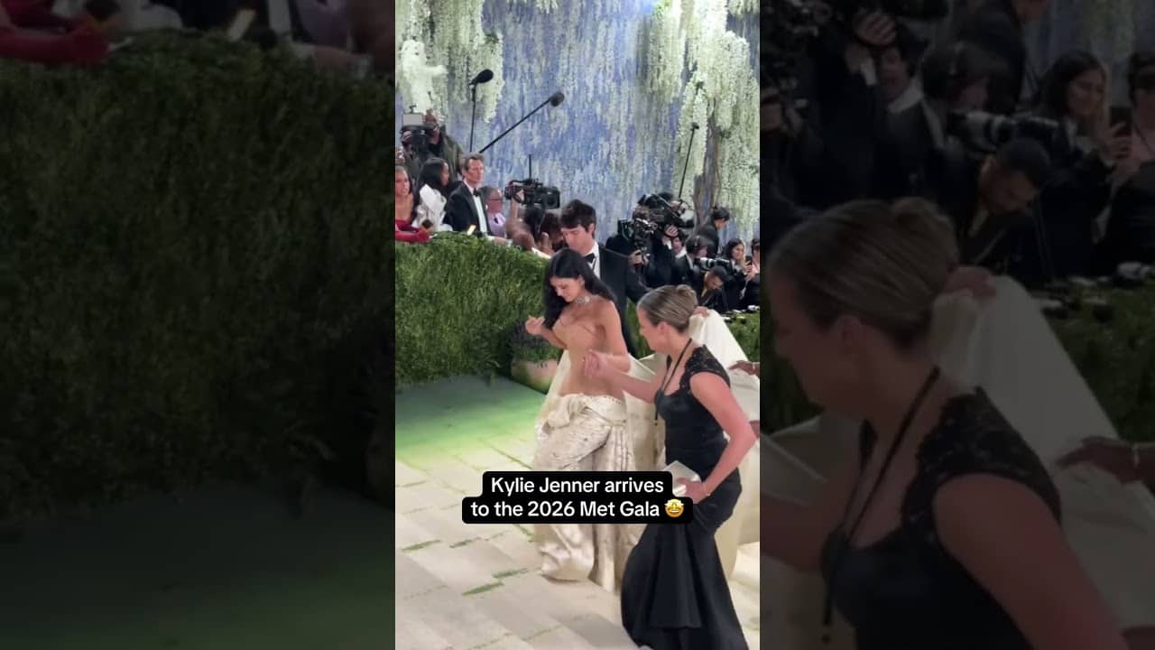 Kylie Jenner (@thesportsish/TT) #MetGala