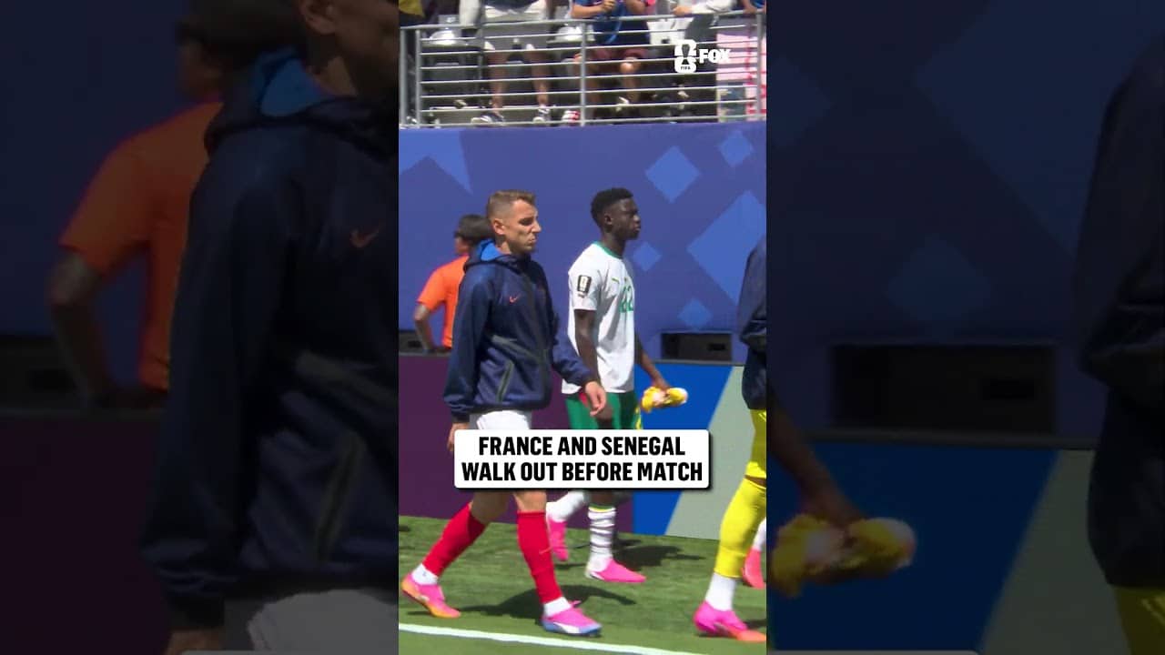 Kylian Mbappé leads out France at the team's 2026 FIFA World Cup opener 🇫🇷