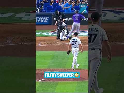 If you watch one pitch tonight, let it be this Anthony Bender one 😱