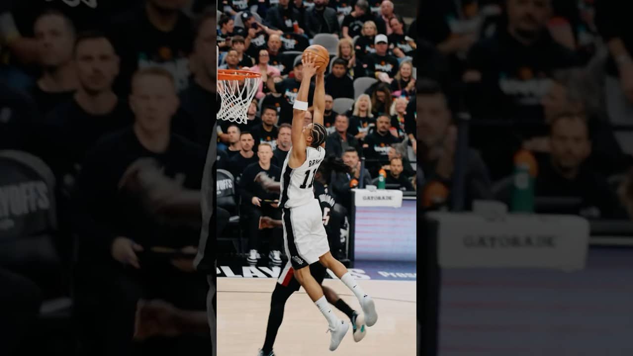 CARTER TOOK FLIGHT ✈️🤯  #spurs #nba #carterbryant