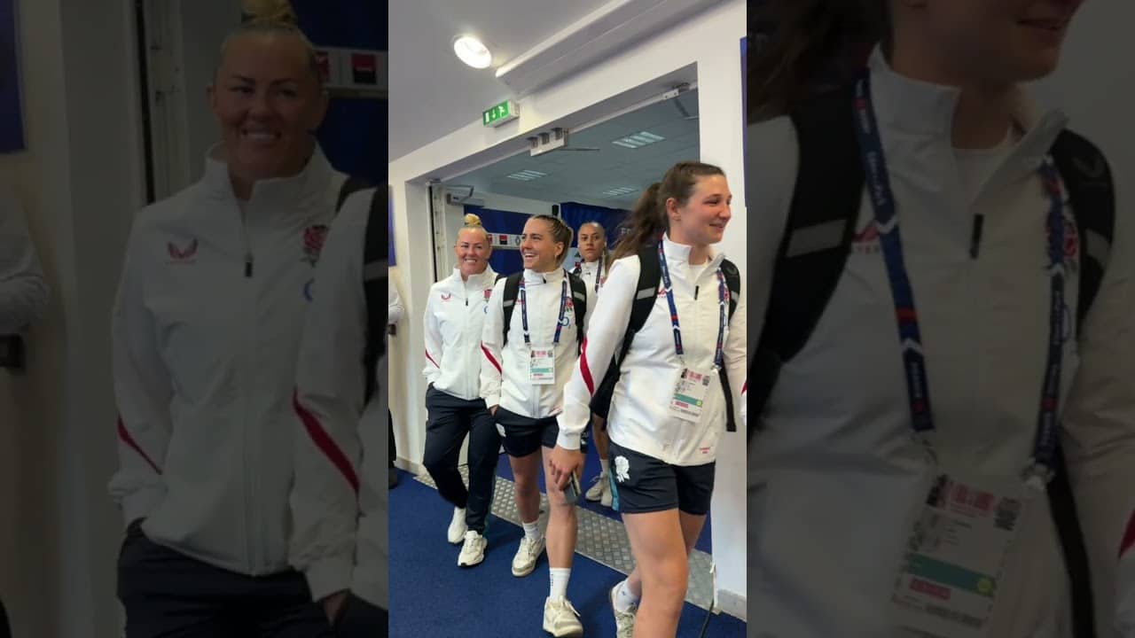 The Red Roses are in the house 🌹🔥 #FRAvENG #RedRoses