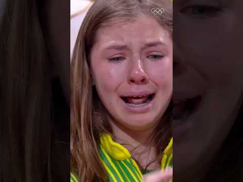 This fan couldn't contain her emotions when she met her hero at #Paris2024 🥹