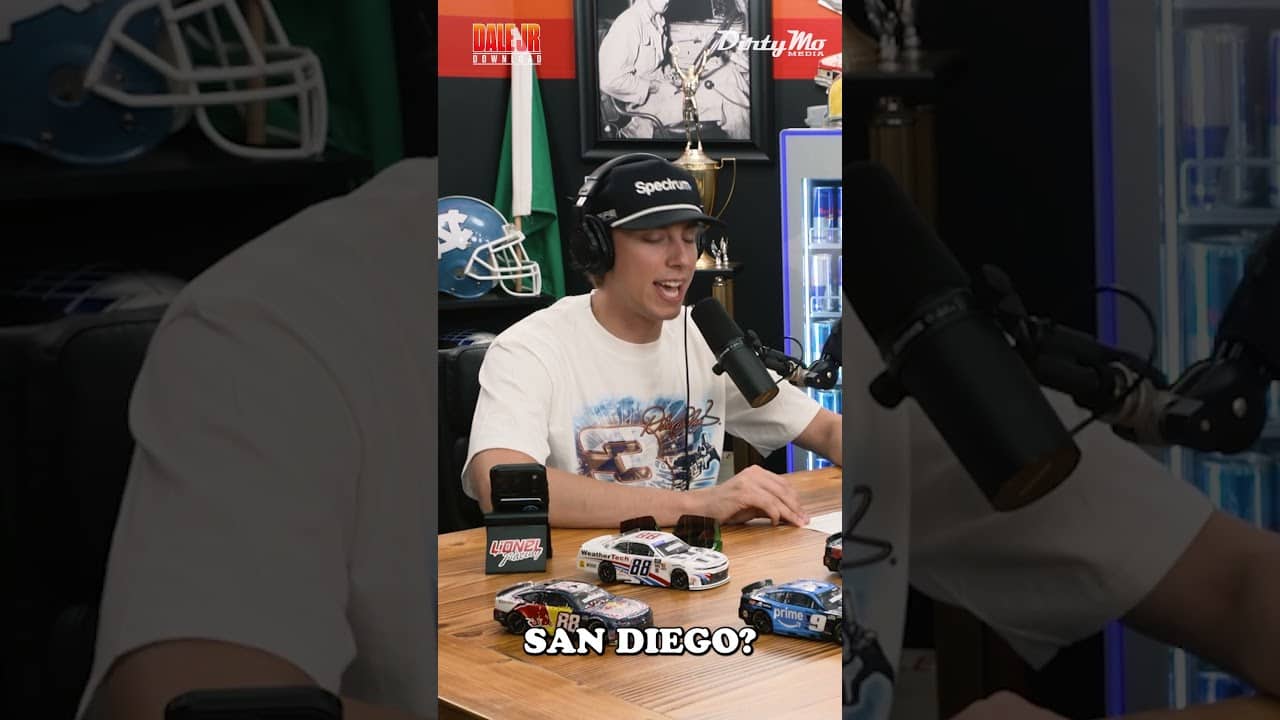 Cleetus Interrupts Carson on Dale Jr Download