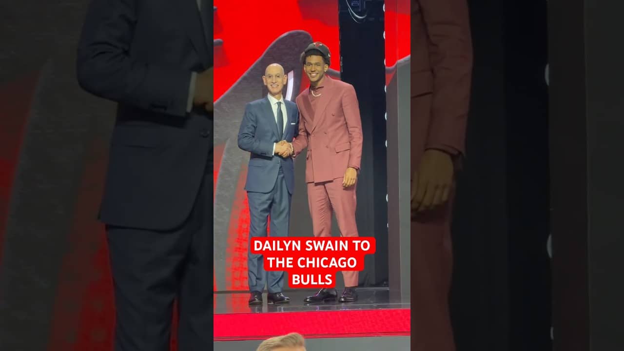 Dailyn Swain goes 15th overall by the Chicago Bulls in the 2026 NBA Draft