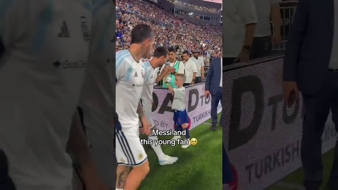 Messi is for the fans 🔥