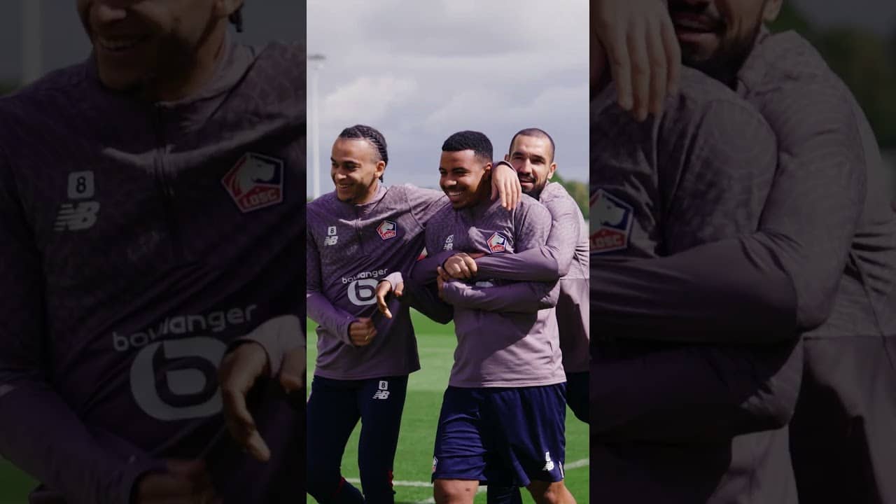 Un 𝐯𝐢𝐬𝐚𝐠𝐞 𝐟𝐚𝐦𝐢𝐥𝐢𝐞𝐫 aujourd’hui pour la photo de famille ! Hamza 🫶🥰