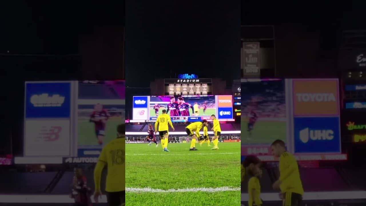POV: Carles Gil is staring you down from the penalty spot 😨