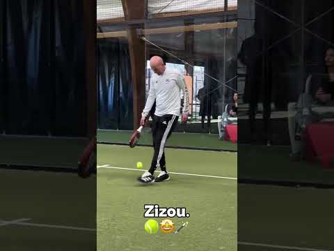 Zizou does not lose his magic 🪄🤩 (via @z5padel/IG)