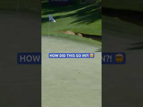 Casandra Alexander surfing the slopes at Shadow Creek 😮‍💨