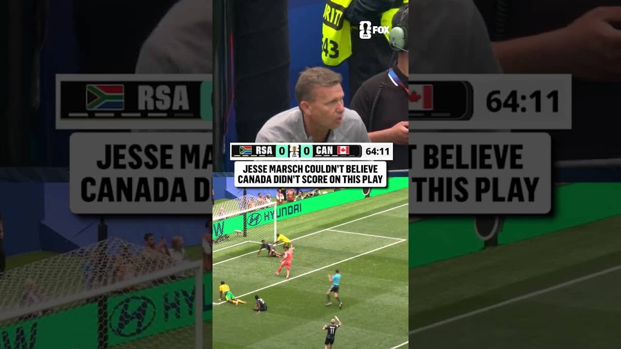 A hands-on-head moment from Canada manager Jesse Marsch