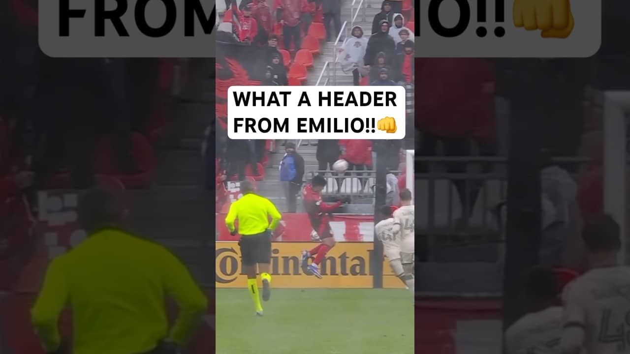 Emilio’s FIRST☝️ for Toronto FC is a POWERFUL HEADER!