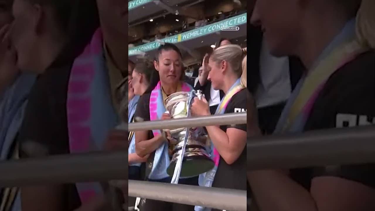 What a season for Man City ✨ 2025/26 WSL and FA Cup Champions 🏆