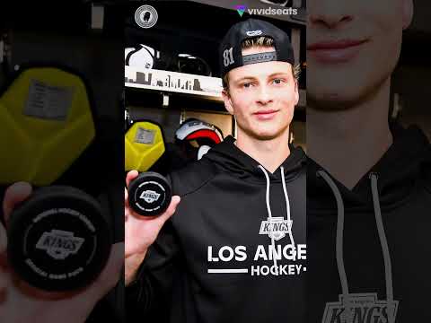 Is Angus Booth ready to make the jump to the NHL?! 🤔  #podcast #hockey #nhl #lakings #gokingsgo