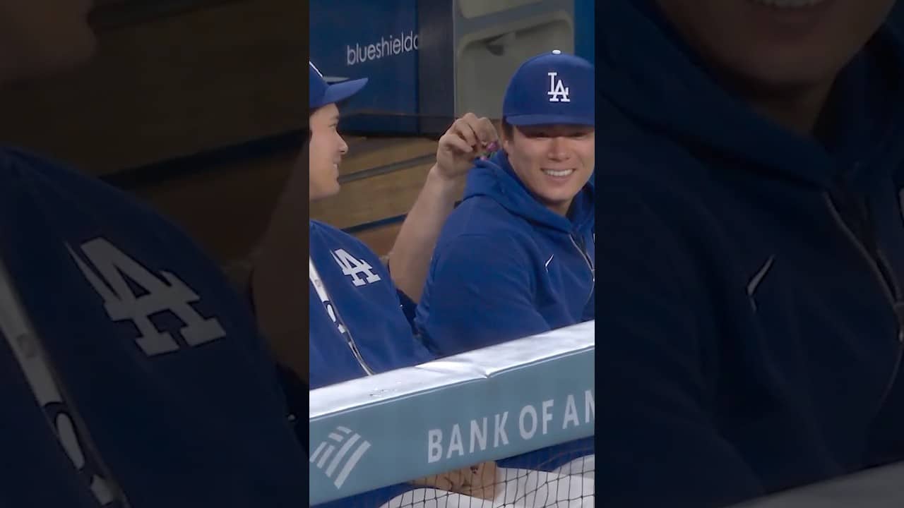 Will had Yoshinobu’s hood feeling heavy. 😂 #dodgers #sports #losangeles