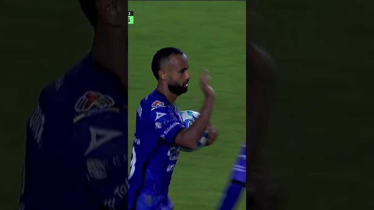 ¡Cabezazo letal! Gol de Monterrey #shorts