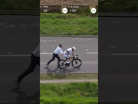 Tadej Pogacar and Wout van Aert both puncture within seconds of each other!Absolute chaos in Roubaix