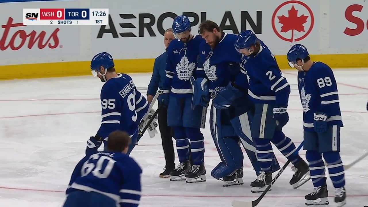 Injured Anthony Stolarz Helped Off The Ice After Screaming In Pain