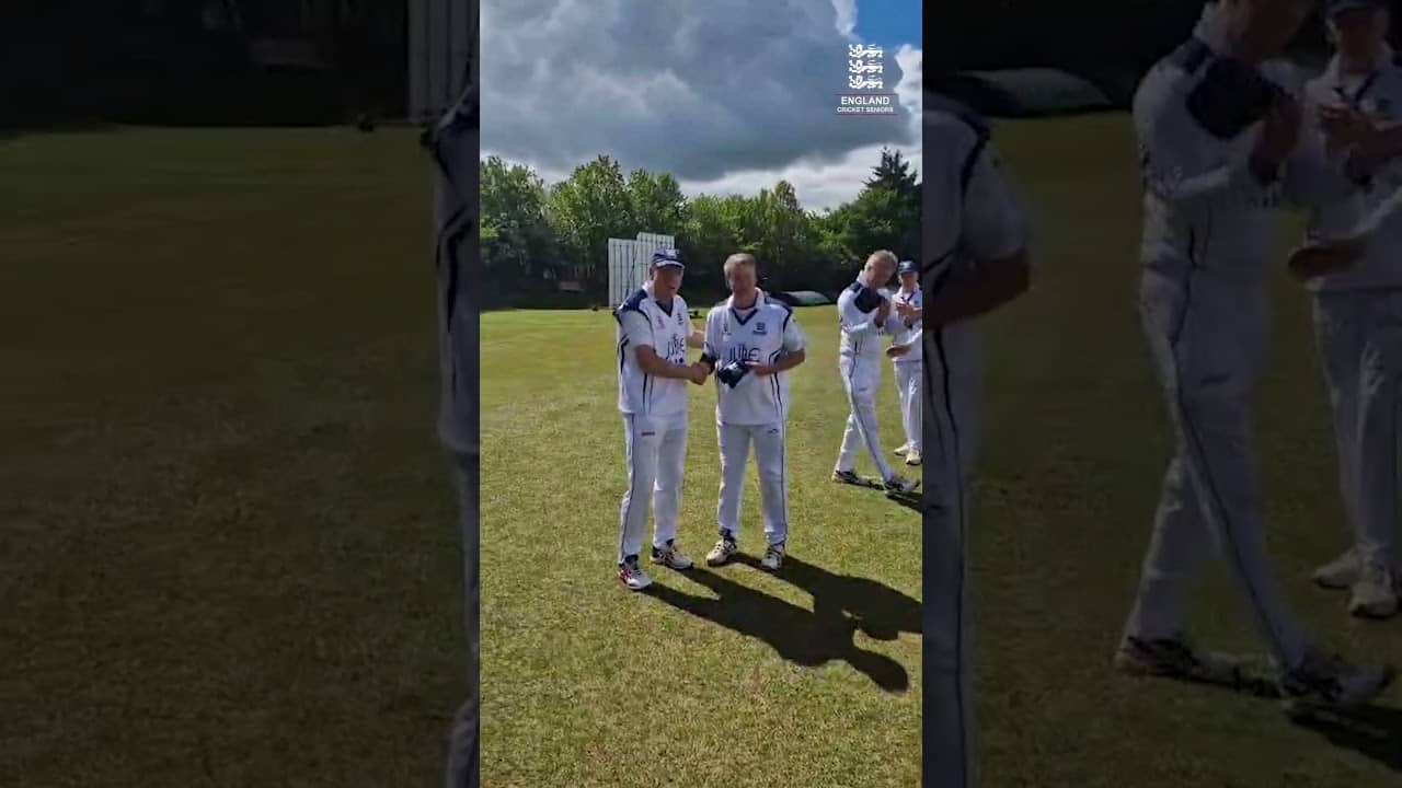 That receiving your England cap feeling. 😍#seniorscricket  #cricket #englandcricket