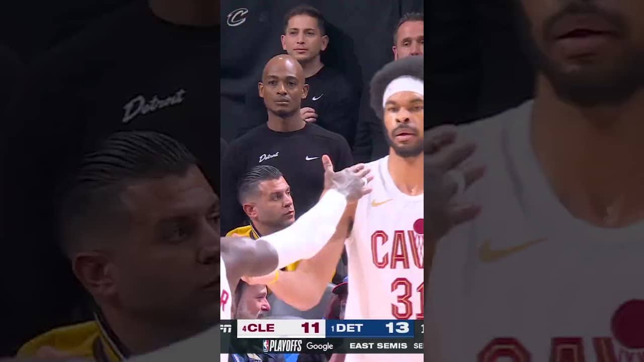 Up & in for the and-one! #LetEmKnow #Cavs #JarrettAllen #NBA #Shorts
