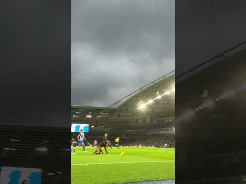 Thiago with the back heel 😮‍💨 | Brighton vs Brentford