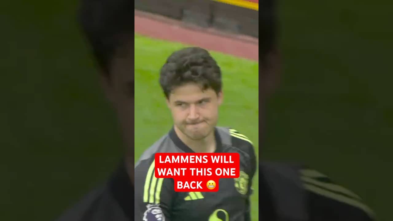WHAT HAS SENNE LAMMENS DONE THERE? 😳