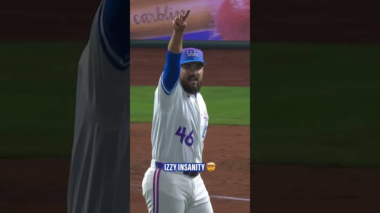 Insane Kyle Isbel Catches in the 8th-Inning #kcroyals #divingcatch #baseballhighlights #MLB