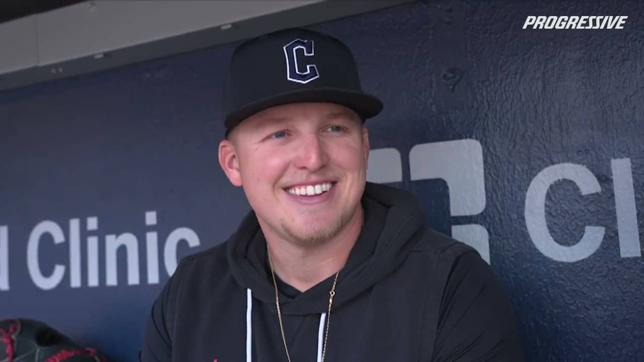 051126 - LAA vs CLE - Hoskins & Messick Media Availability