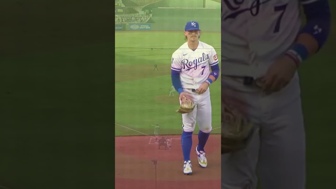 Bobby Makes This Leaping Grab Look Too Easy #kcroyals #bobbywittjr #shortstop #baseball