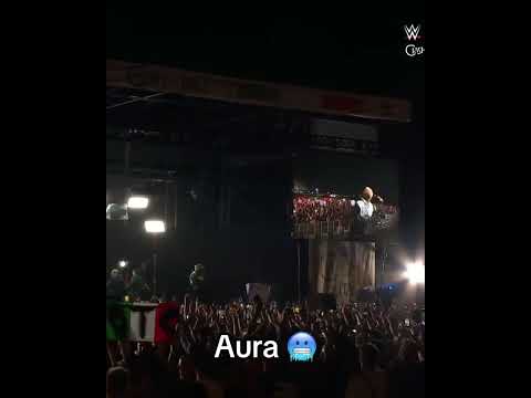 The Turin crowd when Cody Rhodes went on set 🔥