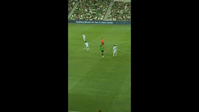 Manu Garcia send a rocket to level the game in Austin