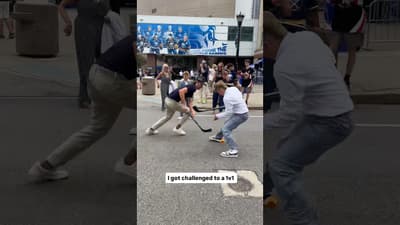 I got challenged to a 1v1😂🏒