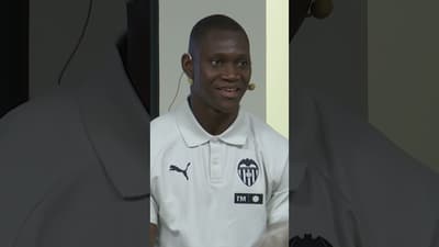 🗣️ Dieng: "Soy un jugador que lo da todo sobre el terreno de juego" | VALENCIA CF