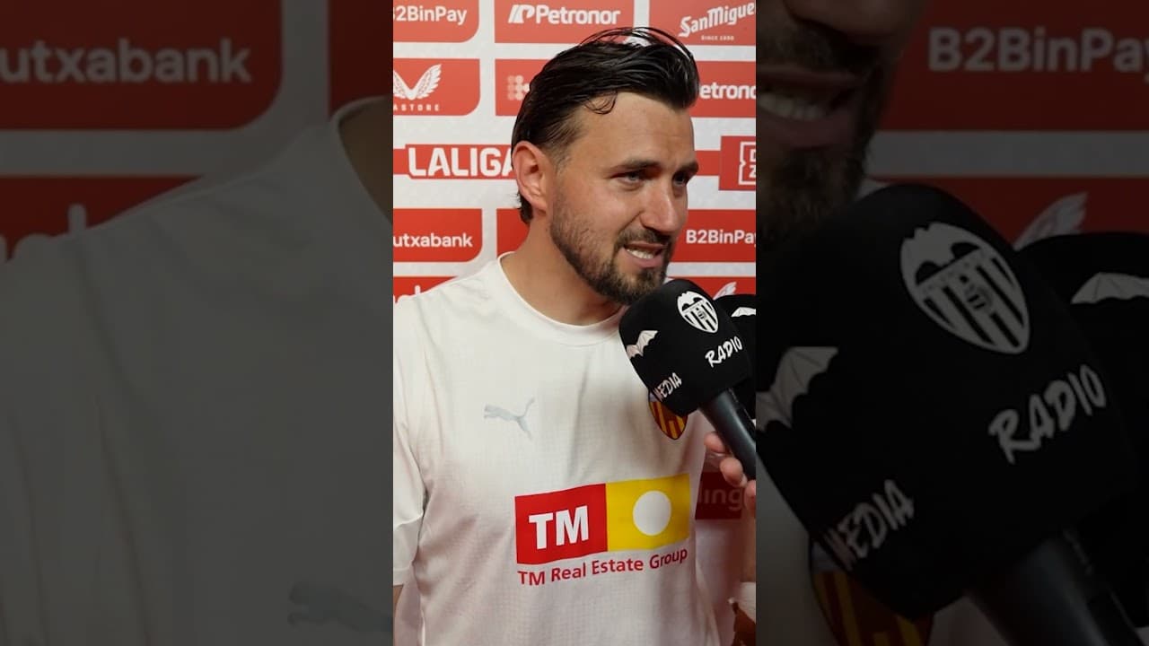 🗣️Dimitrievski: "Esta afición se merece ganar, disfrutar y compartirlo con ellos" | VALENCIA CF