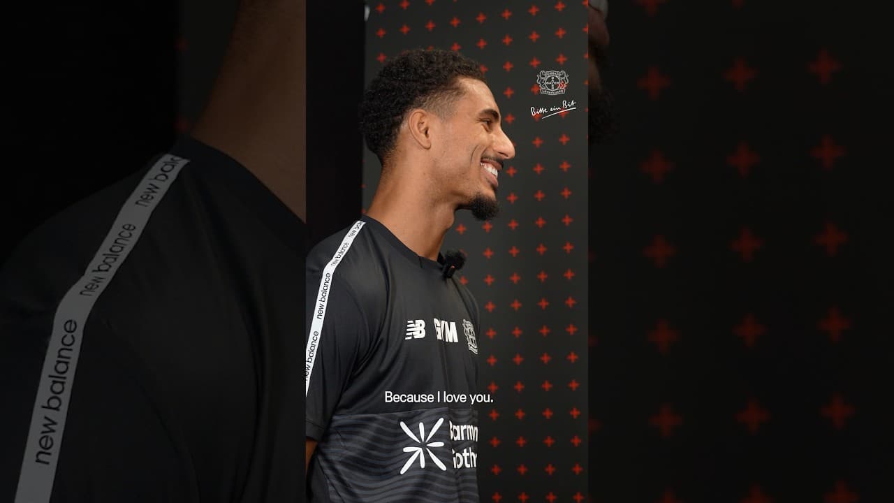 Loïc Badé’s love confession for Nathan Tella! 🥰