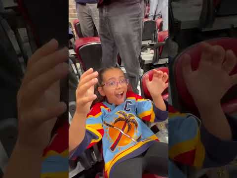 This fan POV of Chucky's heartbreaker goal is incredible 😅