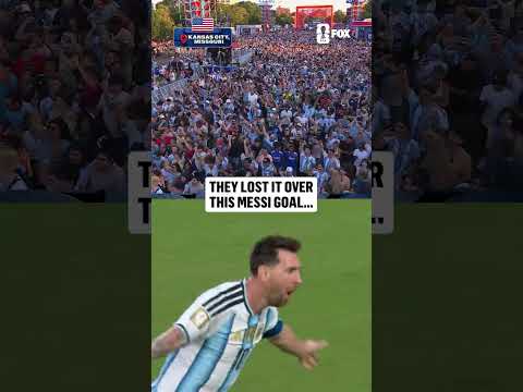 Messi gave the fans what they were waiting for 🇦🇷