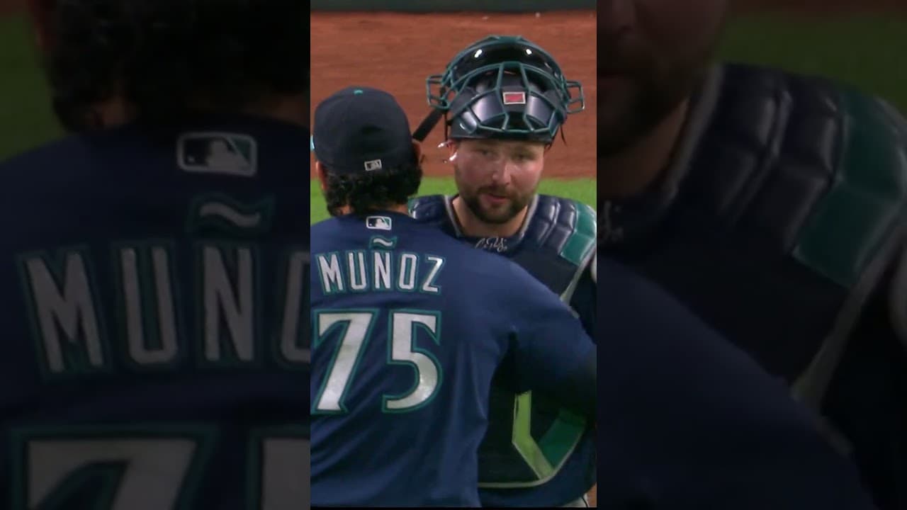 Slamming the door.  #baseball #mlb #andresmunoz