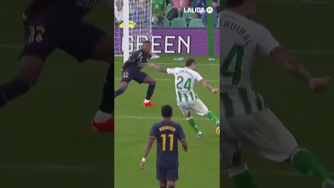 Cuando Aitor RUIBAL le metió este GOLAZO a Courtois 🤯⚽ #shorts #realbetis