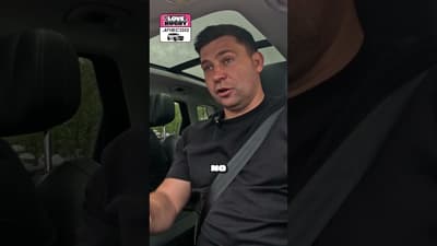 Parisian drivers obviously aren’t fans of the pod 🫣