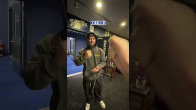 The Royals Play Rock, Paper, Scissors #kcroyals #challenge #baseball #rockpaperscissors #MLB