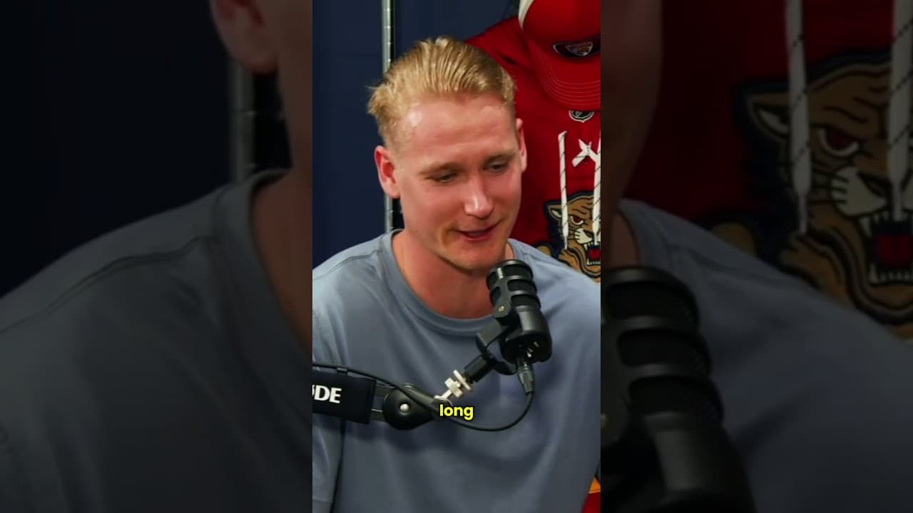 Forsling's son is obsessed with hockey 🥹