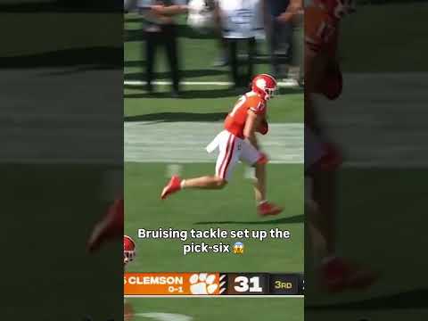 He crushed him 😤 #clemson #accfootball #collegefootball