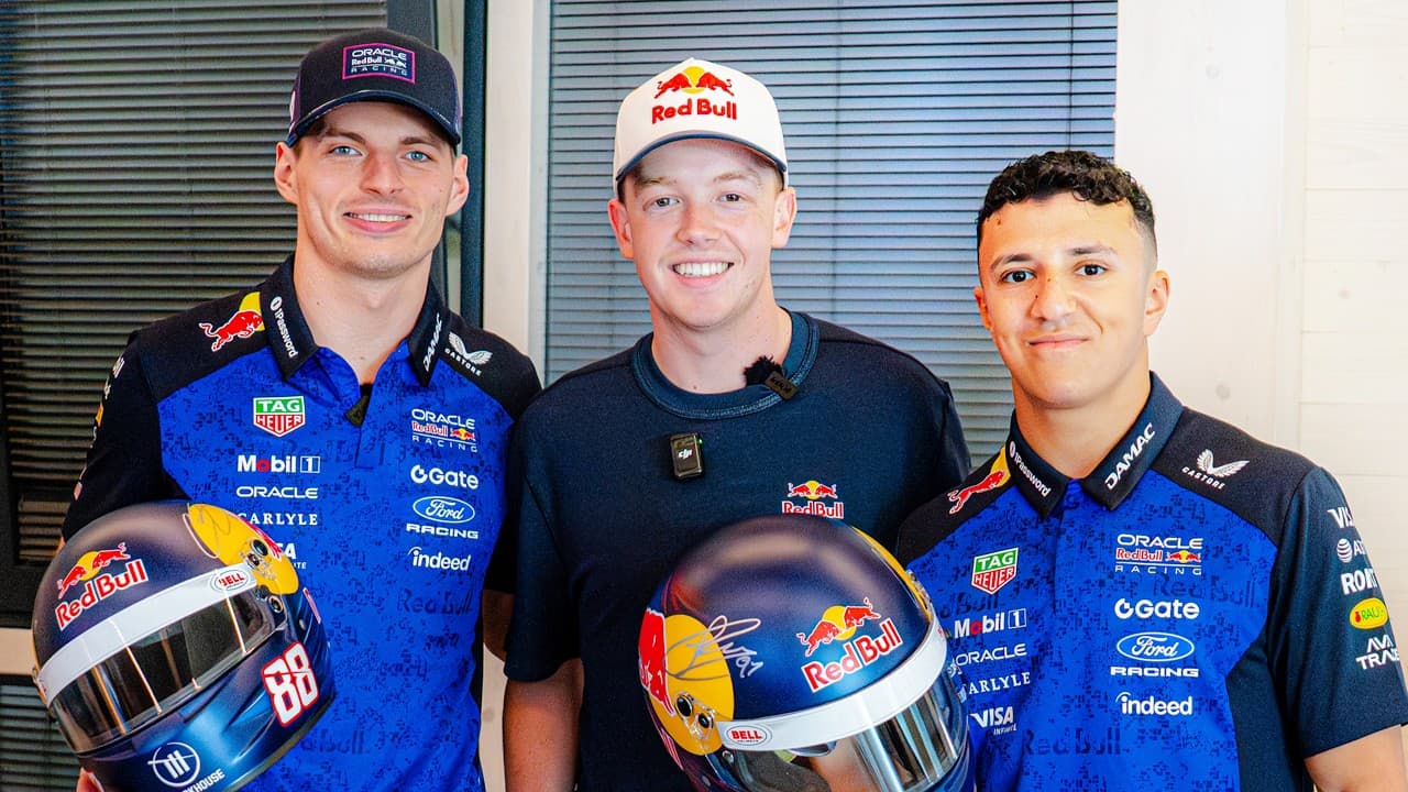 Formula 1 Drivers Attempt NASCAR!