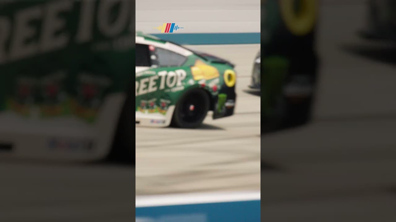 A beautiful multi-car pileup to end the segment 🫩