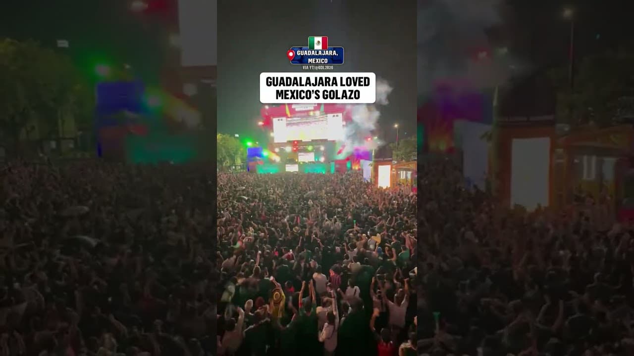 The vibes were ELECTRIC after Mexico made it 3-0 🇲🇽